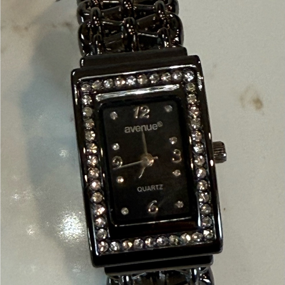 Avenue Black and Silver Quartz Watch